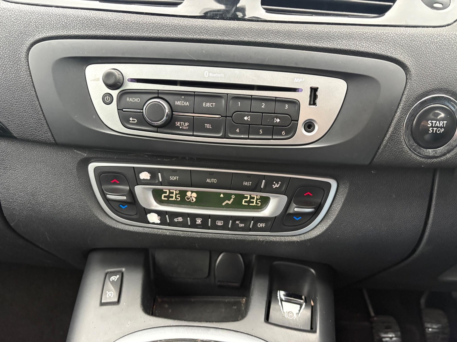 Used Renault Scenic 2014 for sale - 77040668: Photo 15