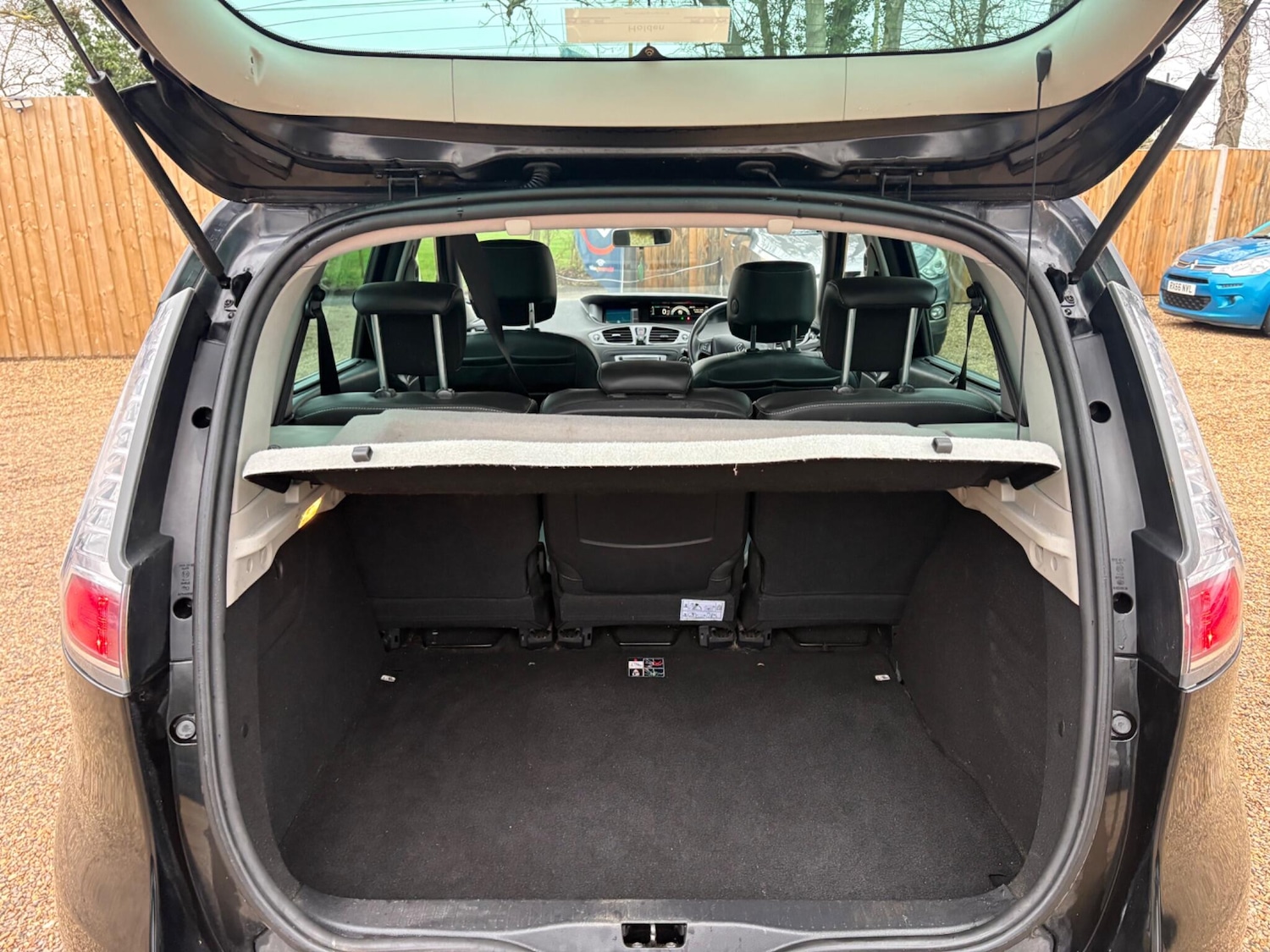 Used Renault Scenic 2014 for sale - 77040668: Photo 25