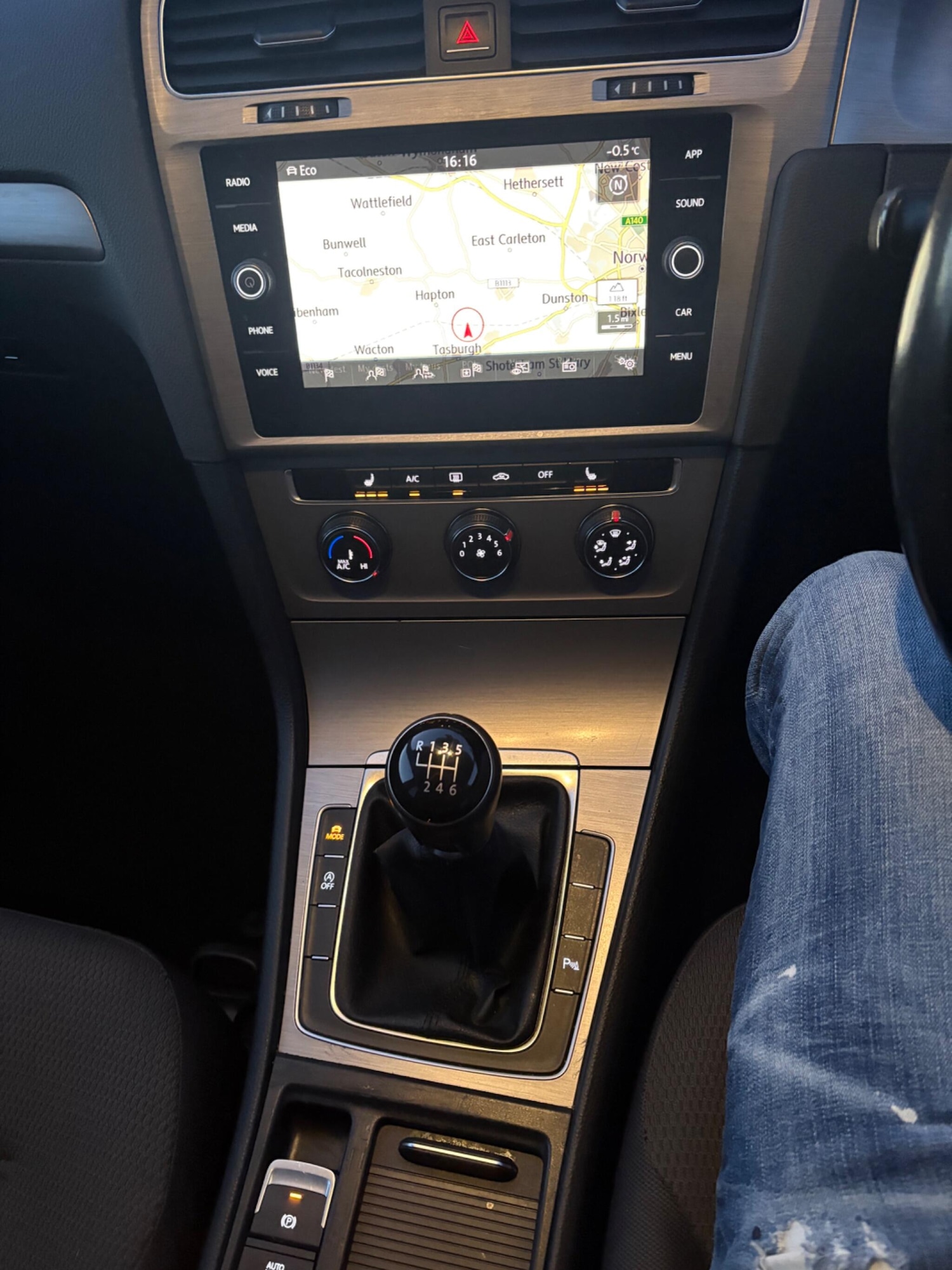 Used Volkswagen Golf 2016 for sale - 77109504: Photo 20