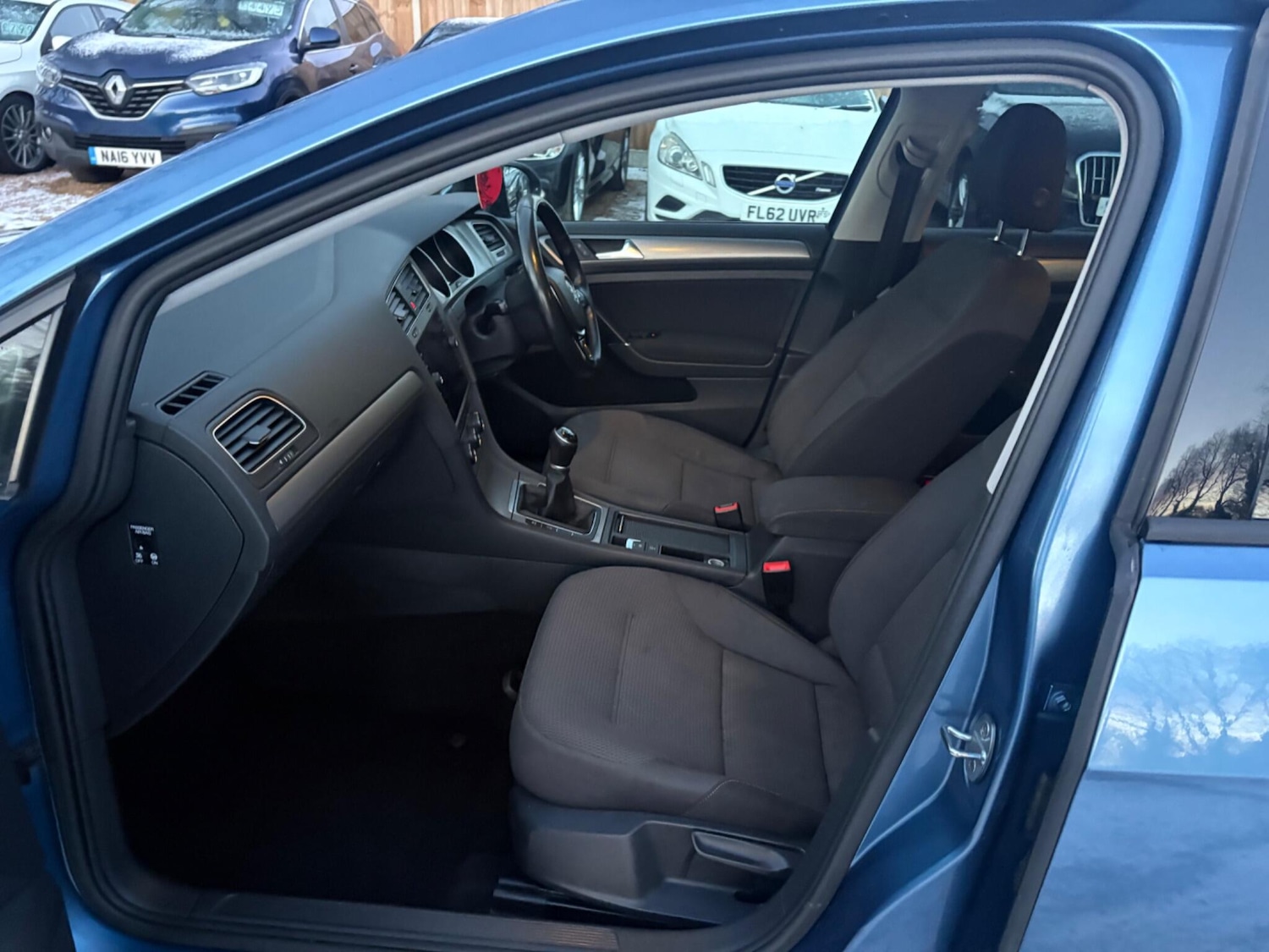 Used Volkswagen Golf 2016 for sale - 77109504: Photo 28