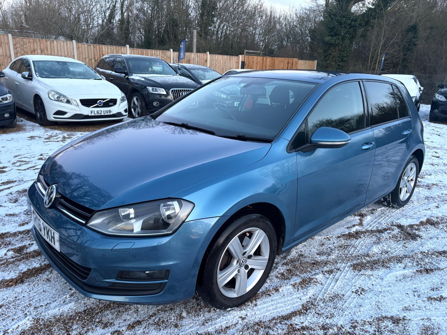 Used Volkswagen Golf 2016 for sale - 77109504: Photo 5
