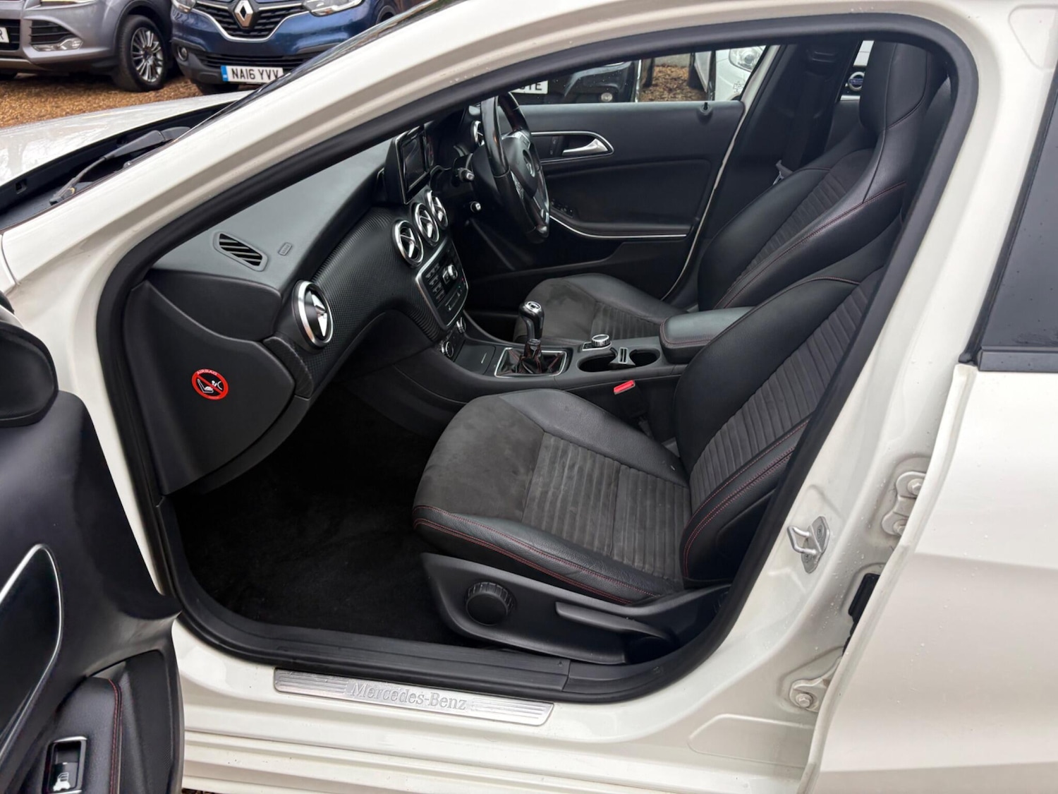 Used Mercedes-Benz A-Class 2014 for sale - 77230023: Photo 28