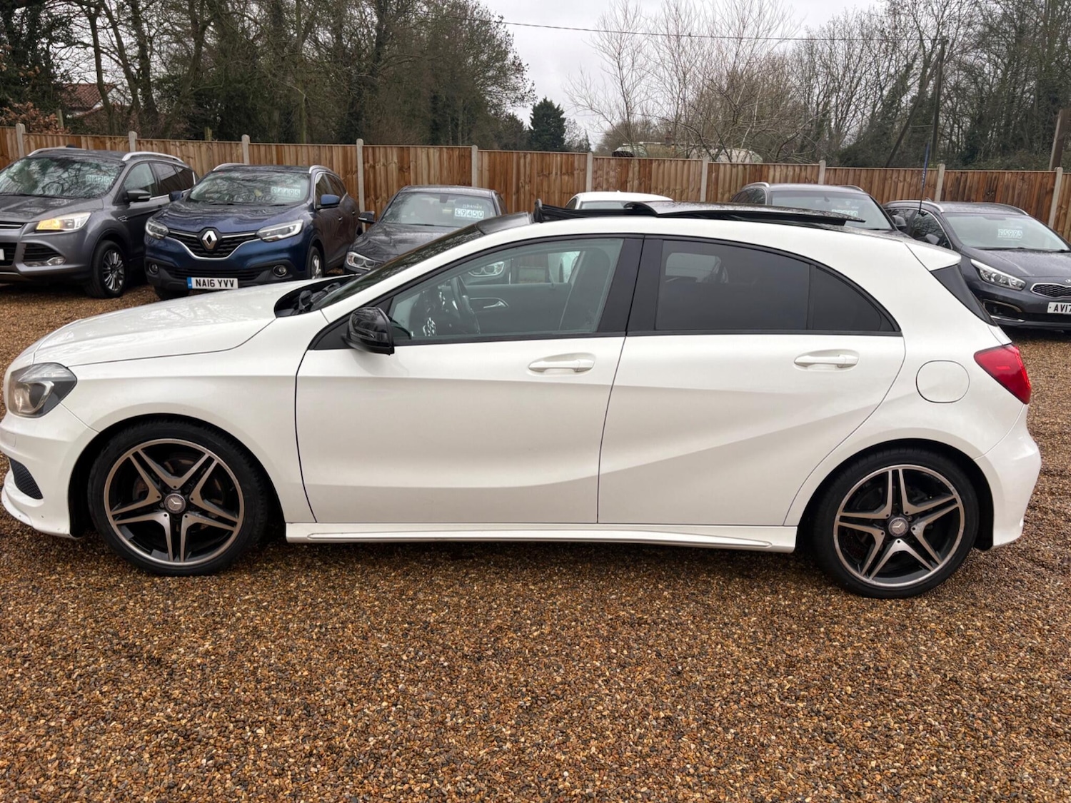 Used Mercedes-Benz A-Class 2014 for sale - 77230023: Photo 7