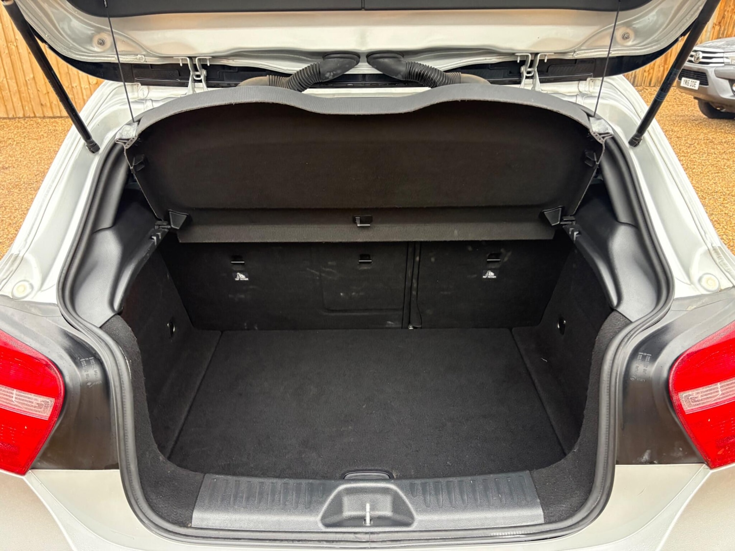 Used Mercedes-Benz A-Class 2015 for sale - 77387311: Photo 27