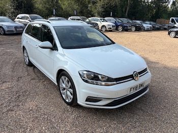 Used Volkswagen Golf 2018 for sale - 79316122: Photo