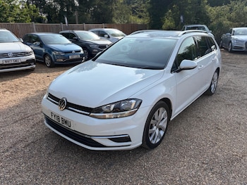 Used Volkswagen Golf 2018 for sale - 79316122: Photo