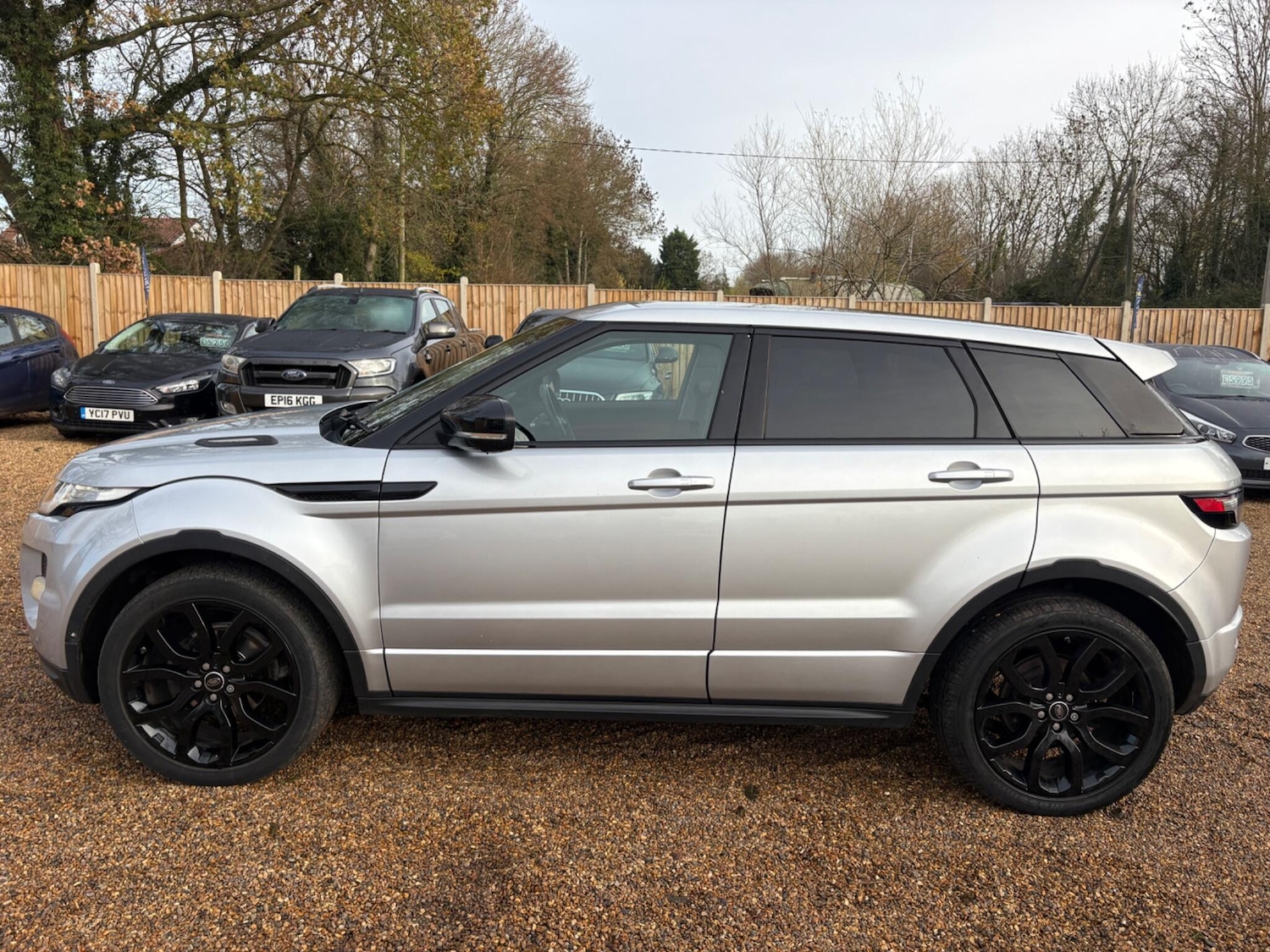 Used Land Rover Range Rover Evoque 2012 for sale - 76742540: Photo 4