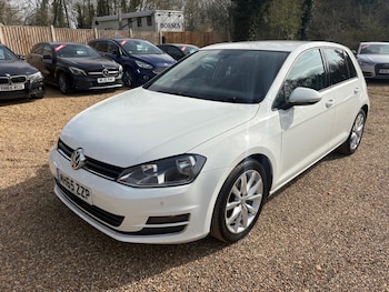 Used Volkswagen Golf 2016 for sale - 77969545: Photo