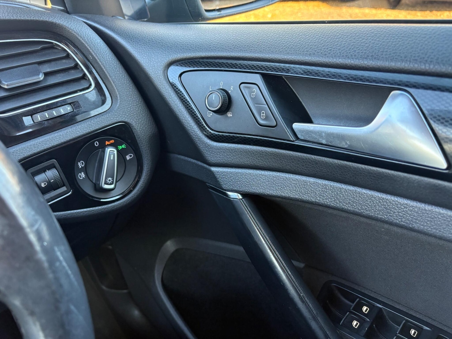 Used Volkswagen Golf 2013 for sale - 76839480: Photo 24