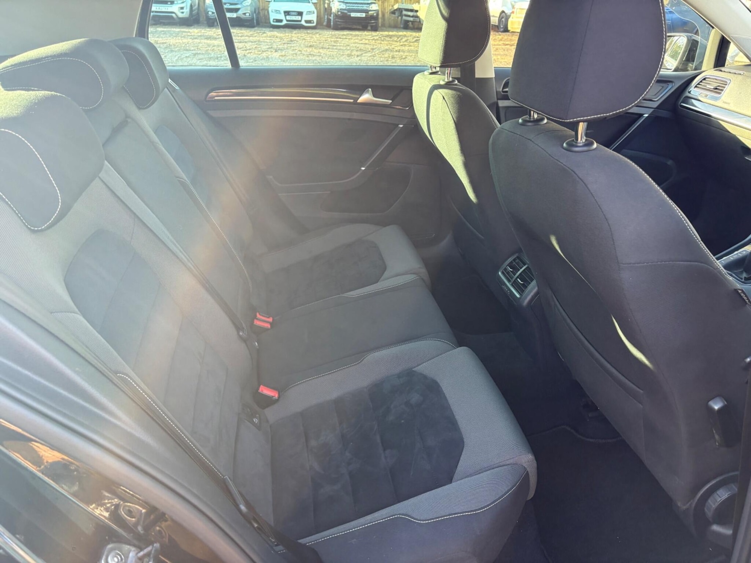 Used Volkswagen Golf 2013 for sale - 76839480: Photo 26