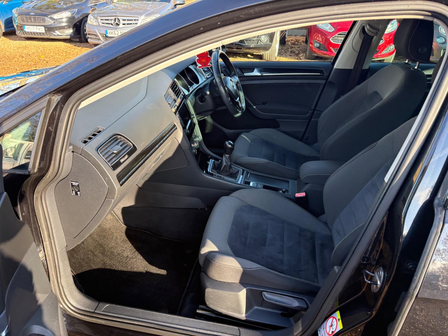 Used Volkswagen Golf 2013 for sale - 76839480: Photo 33