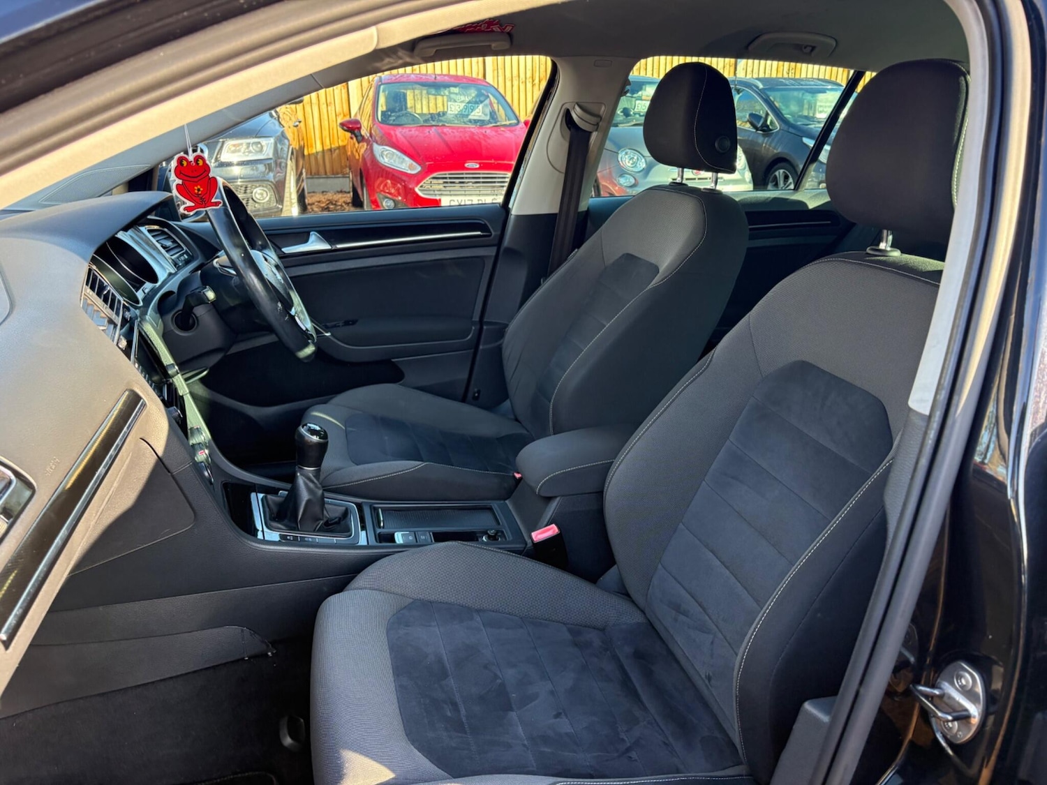 Used Volkswagen Golf 2013 for sale - 76839480: Photo 34