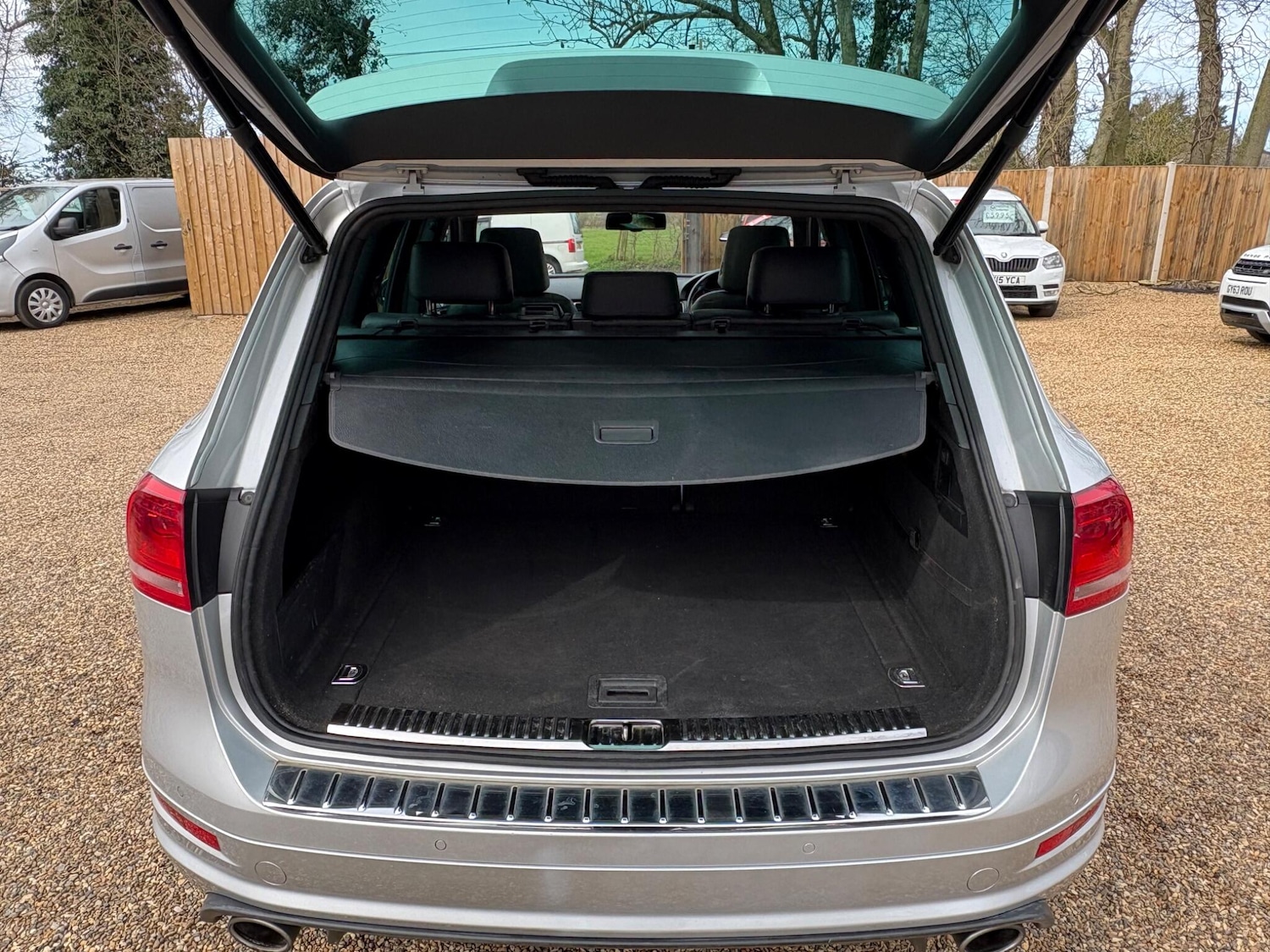 Used Volkswagen Touareg 2014 for sale - 77882753: Photo 24