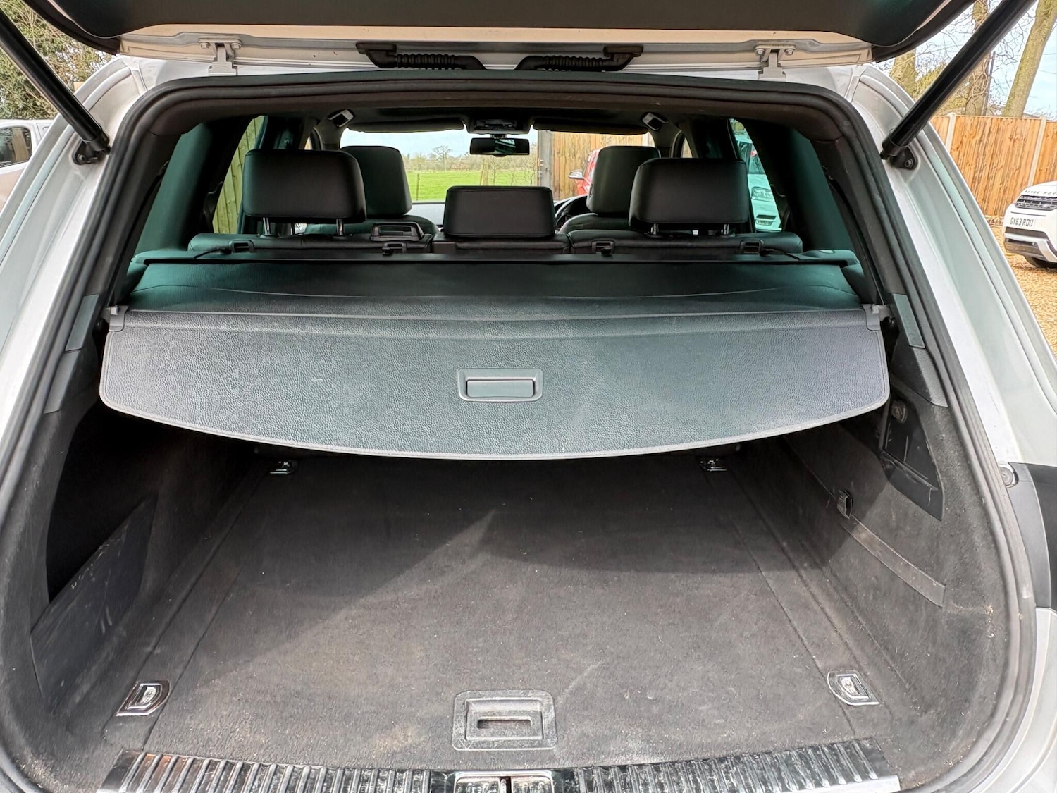 Used Volkswagen Touareg 2014 for sale - 77882753: Photo 25