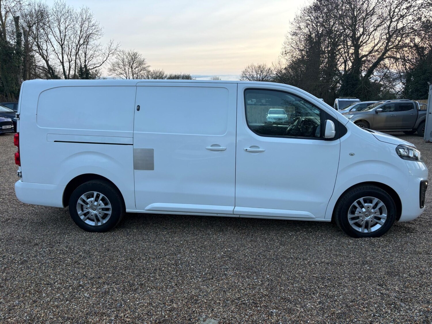 Used Vauxhall Vivaro for sale - 77559137: Photo 12