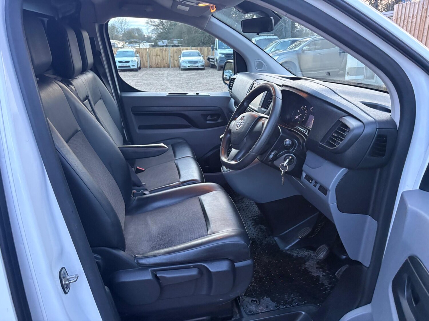 Used Vauxhall Vivaro for sale - 77559137: Photo 14