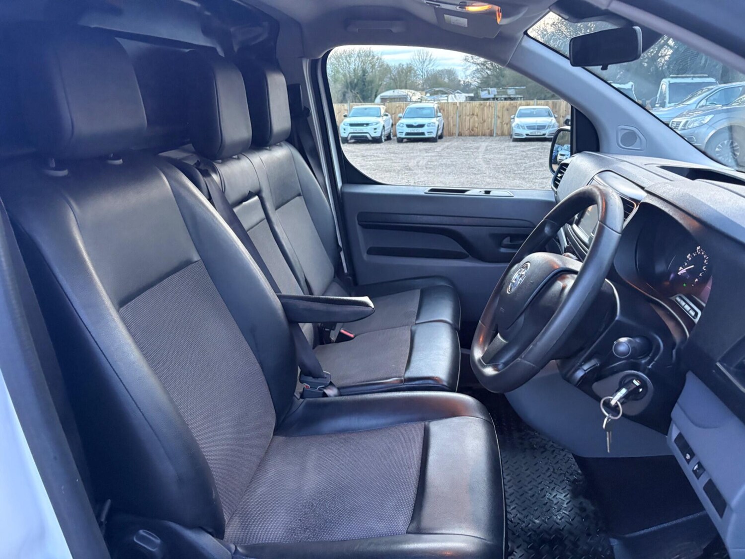 Used Vauxhall Vivaro for sale - 77559137: Photo 15