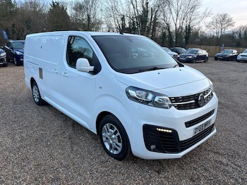 Vauxhall Vivaro feature image