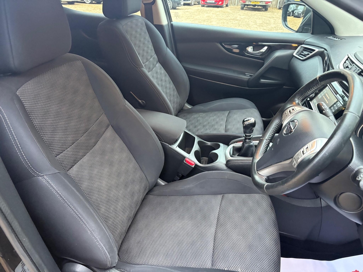 Used Nissan Qashqai 2015 for sale - 76238970: Photo 21