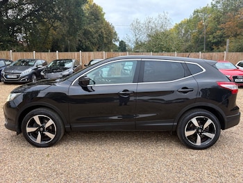 Used Nissan Qashqai 2015 for sale - 76238970: Photo 4