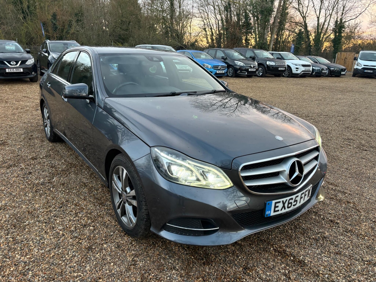 Used Mercedes-Benz E Class 2015 for sale - 77098072: Photo 2