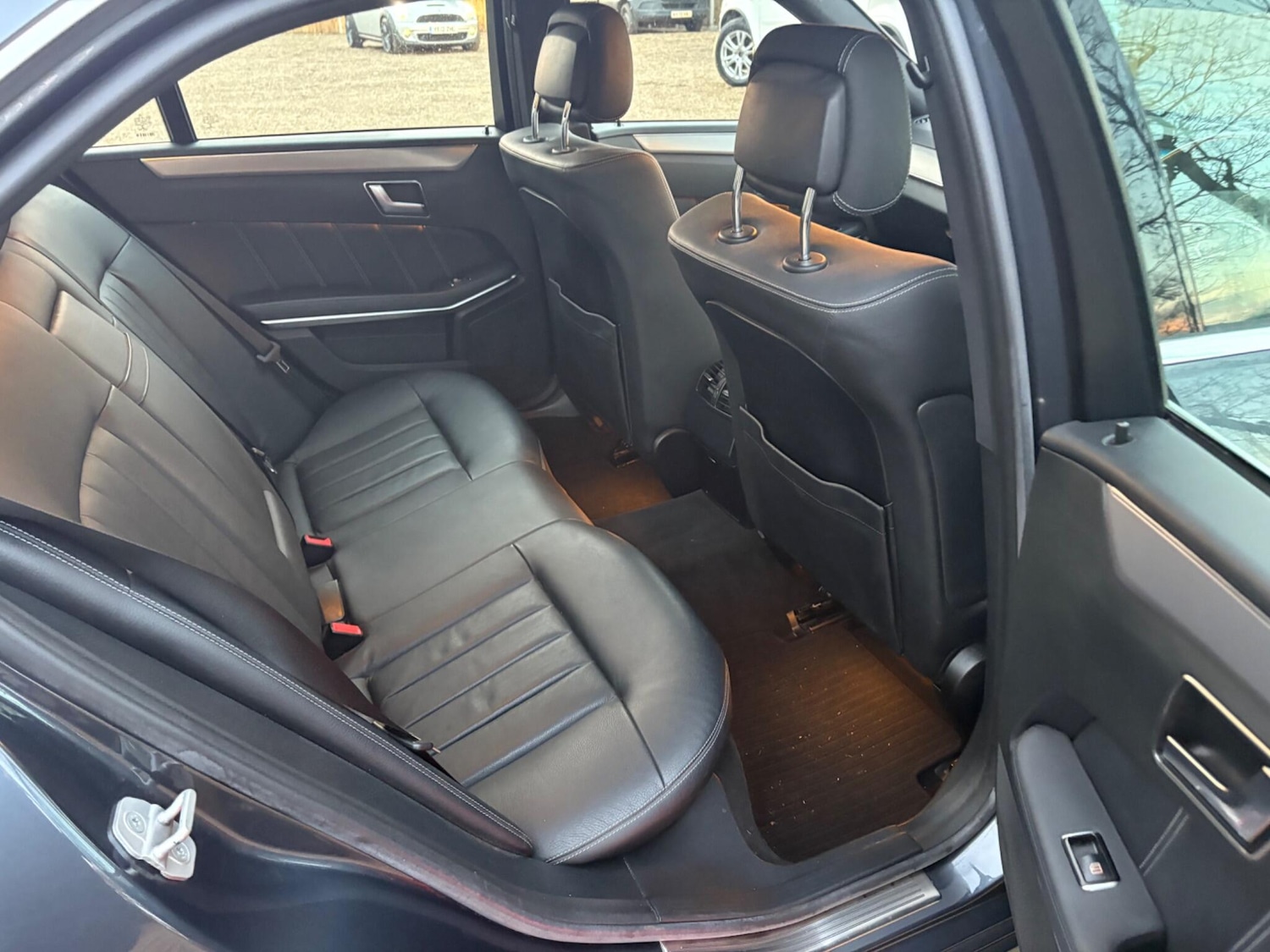 Used Mercedes-Benz E Class 2015 for sale - 77098072: Photo 27