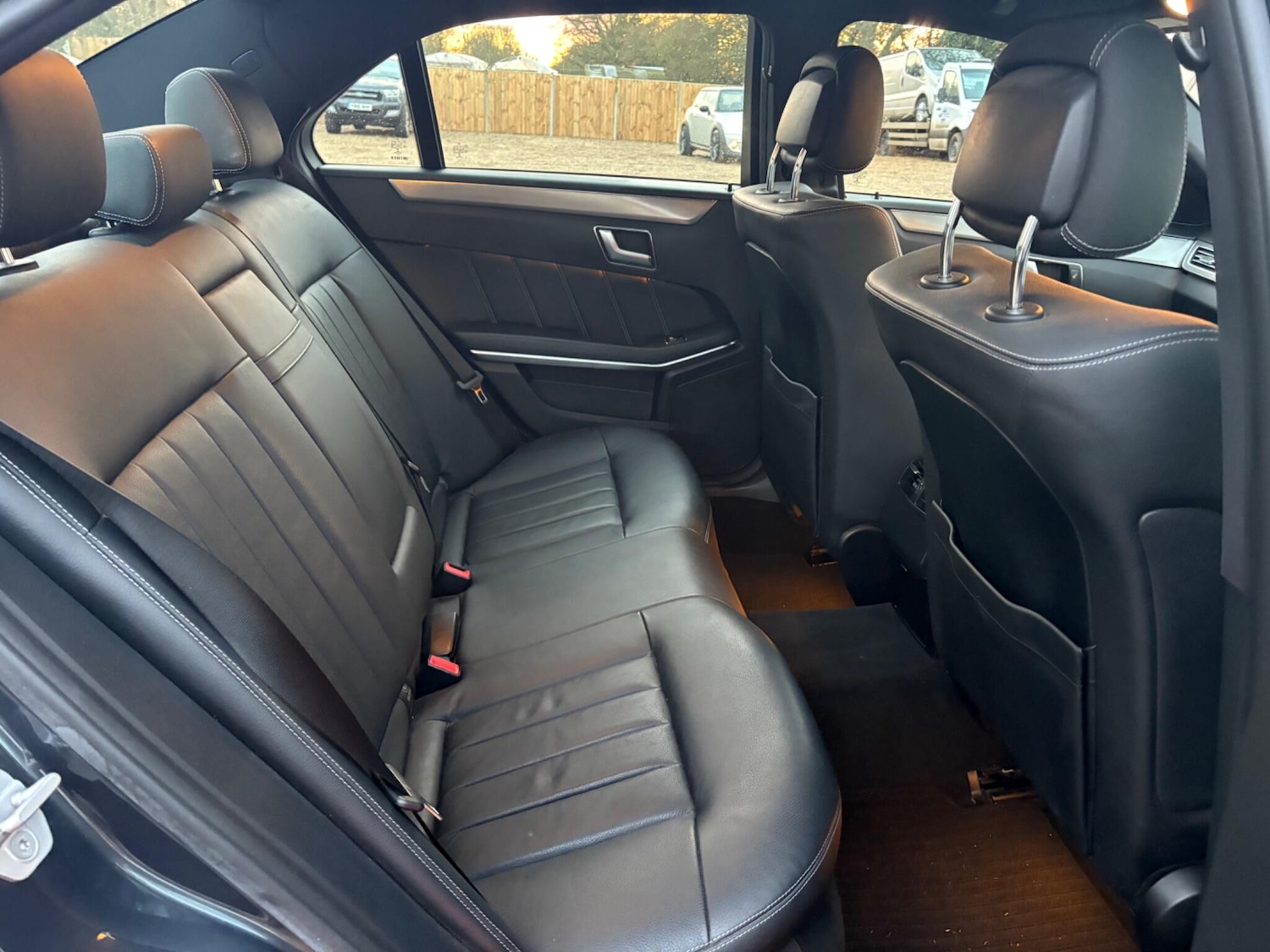 Used Mercedes-Benz E Class 2015 for sale - 77098072: Photo 28