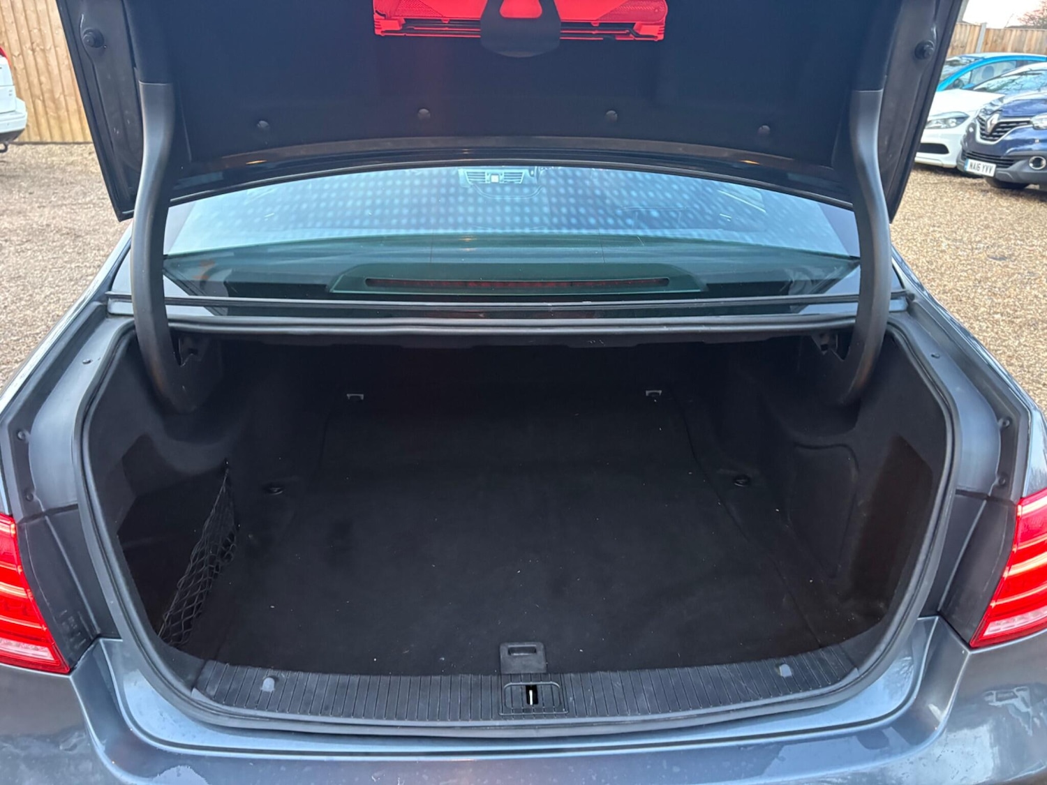 Used Mercedes-Benz E Class 2015 for sale - 77098072: Photo 29