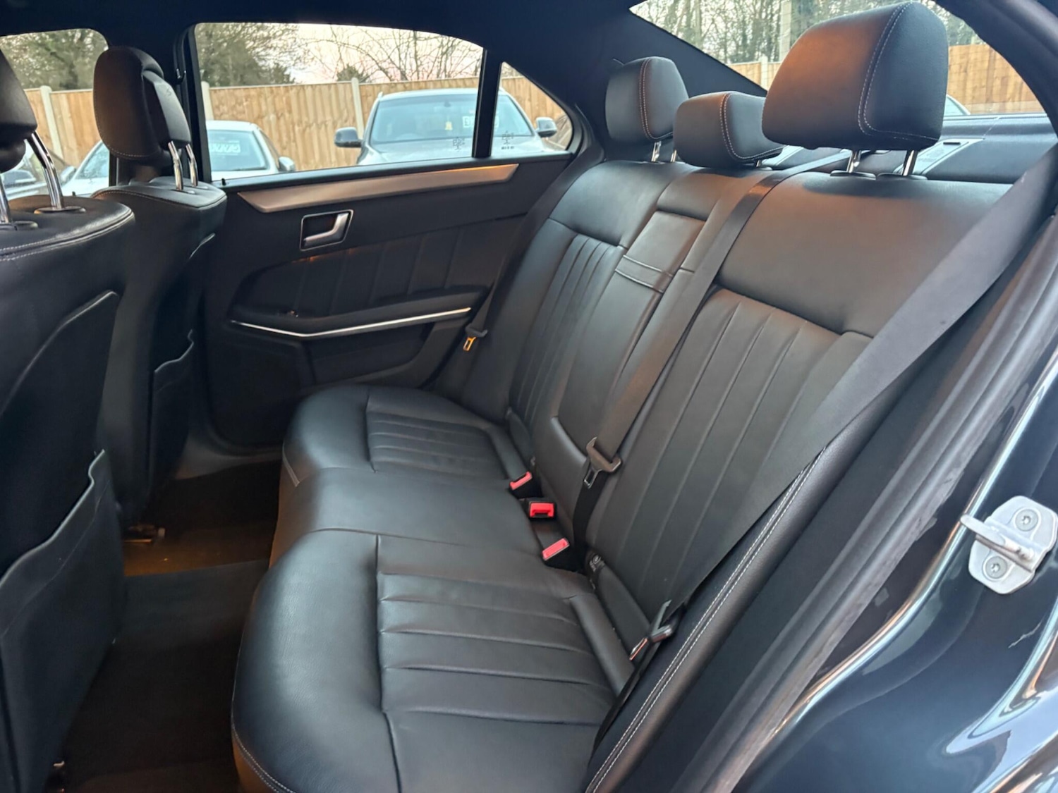 Used Mercedes-Benz E Class 2015 for sale - 77098072: Photo 33