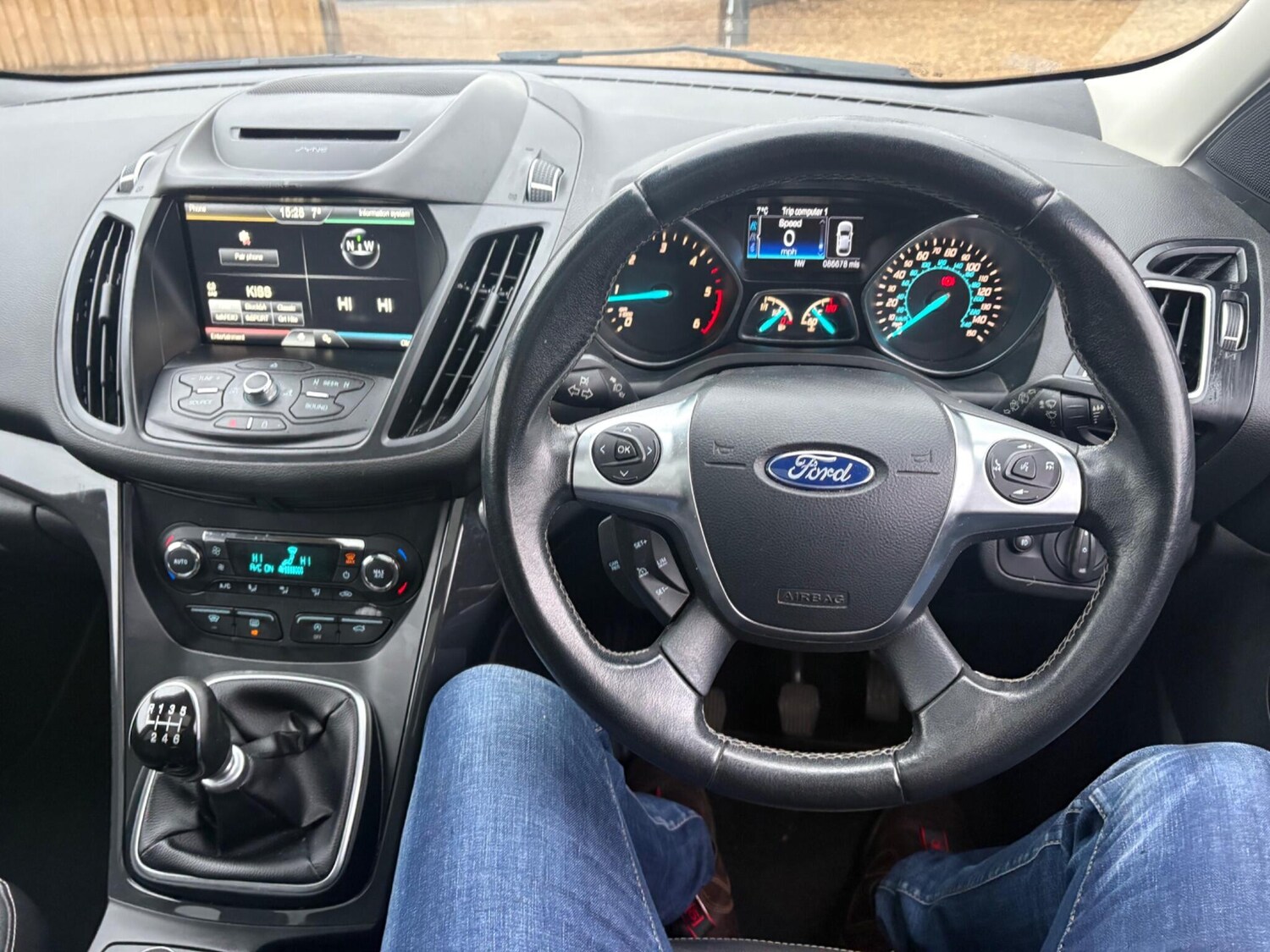 Used Ford Kuga 2015 for sale - 77496957: Photo 18