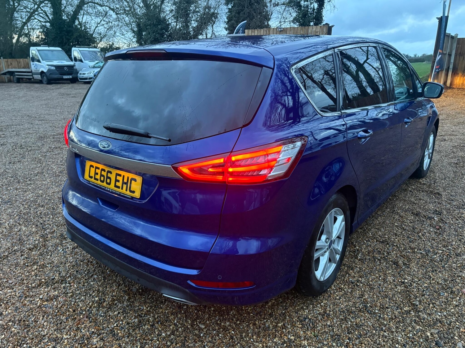 Used Ford S-Max 2016 for sale - 77625316: Photo 11