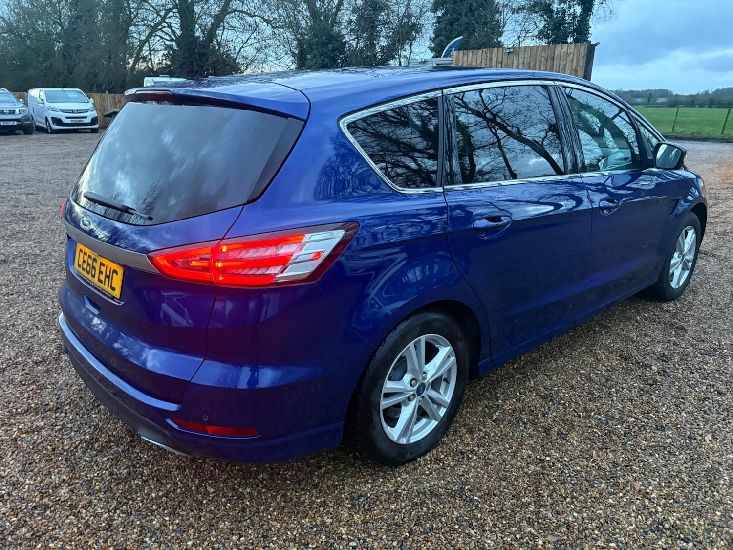 Used Ford S-Max 2016 for sale - 77625316: Photo 12