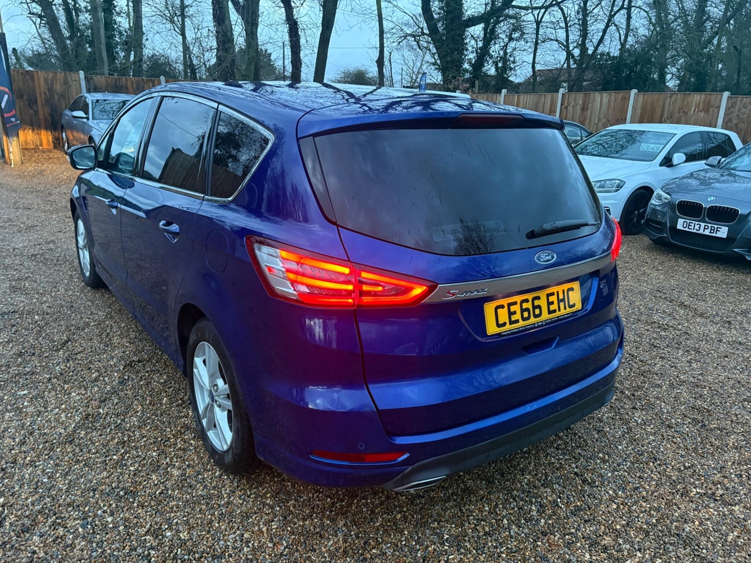 Used Ford S-Max 2016 for sale - 77625316: Photo 9