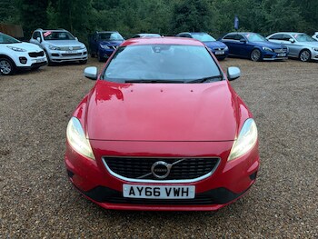 Used Volvo V40 2016 for sale - 78833975: Photo