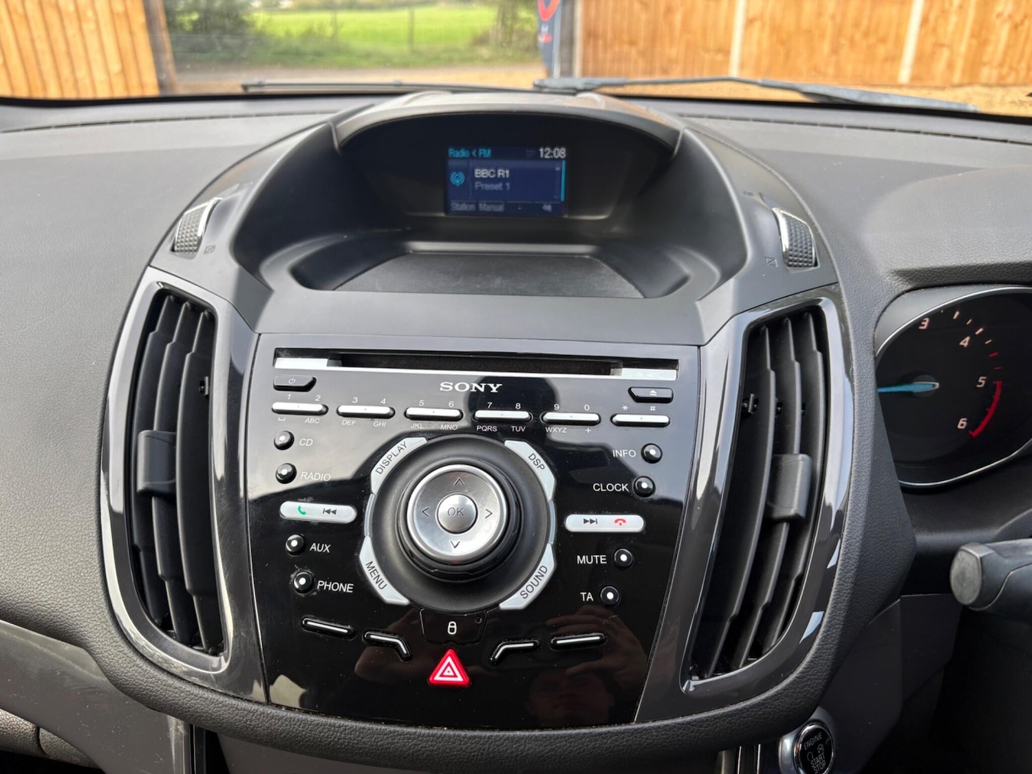 Used Ford Kuga 2014 for sale - 76137839: Photo 17