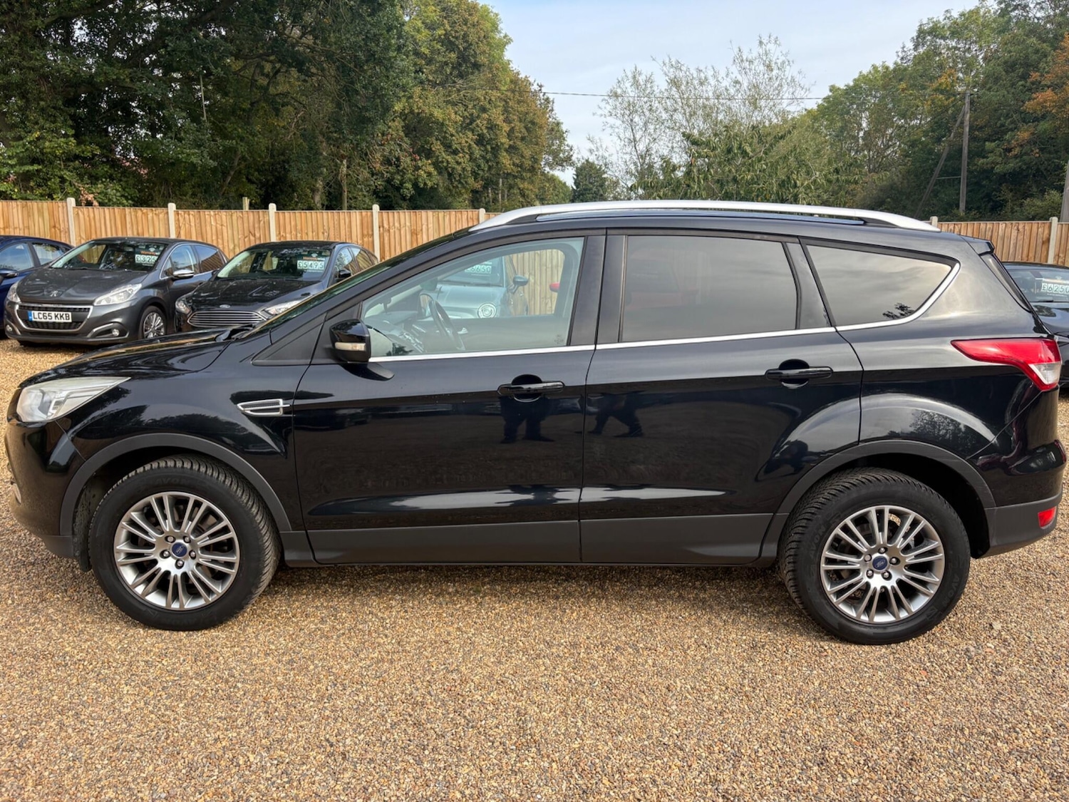 Used Ford Kuga 2014 for sale - 76137839: Photo 4