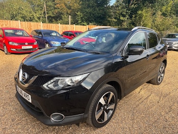 Used Nissan Qashqai 2016 for sale - 76094834: Photo 2