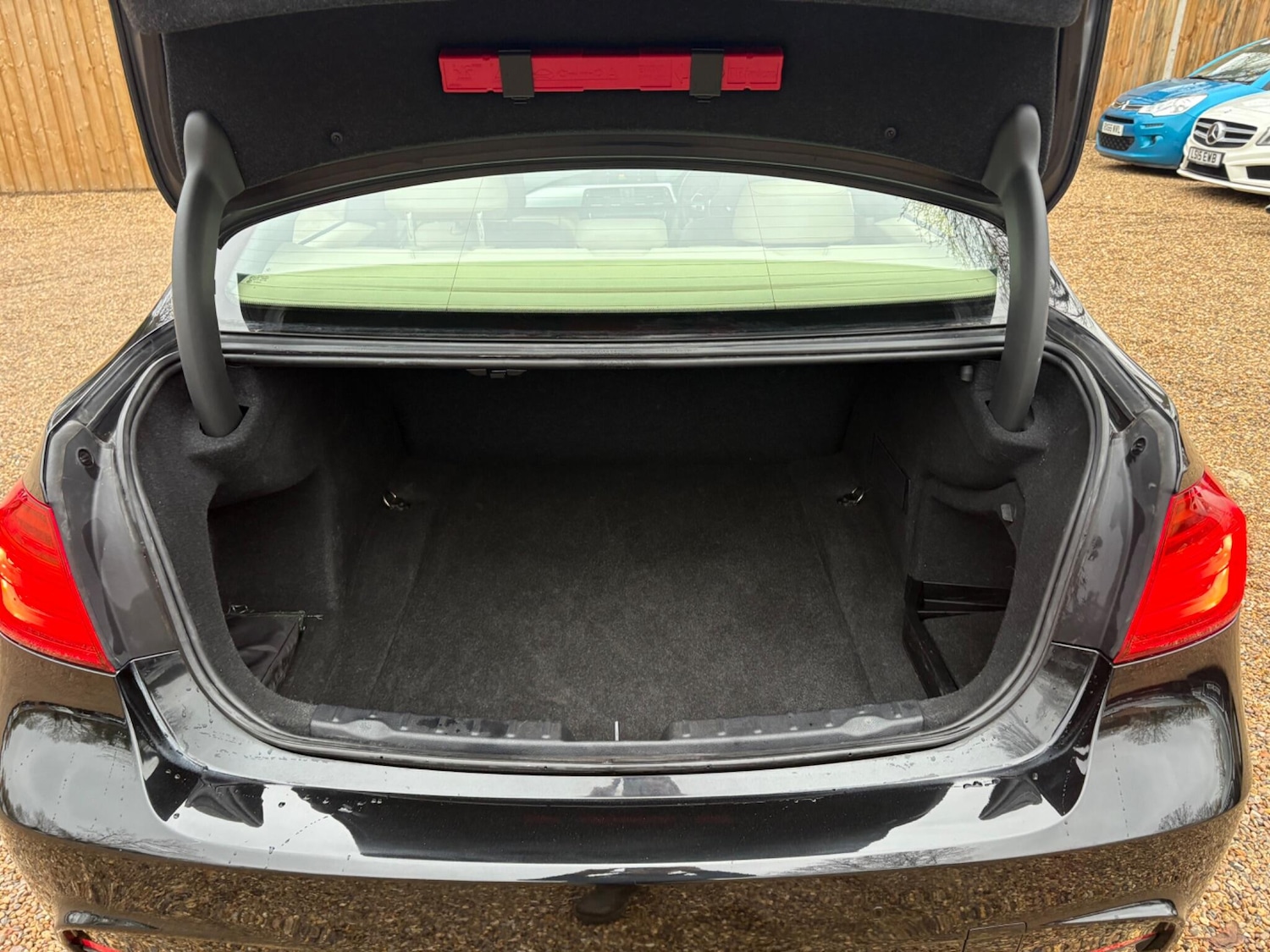 Used BMW 3 Series 2013 for sale - 77040665: Photo 31