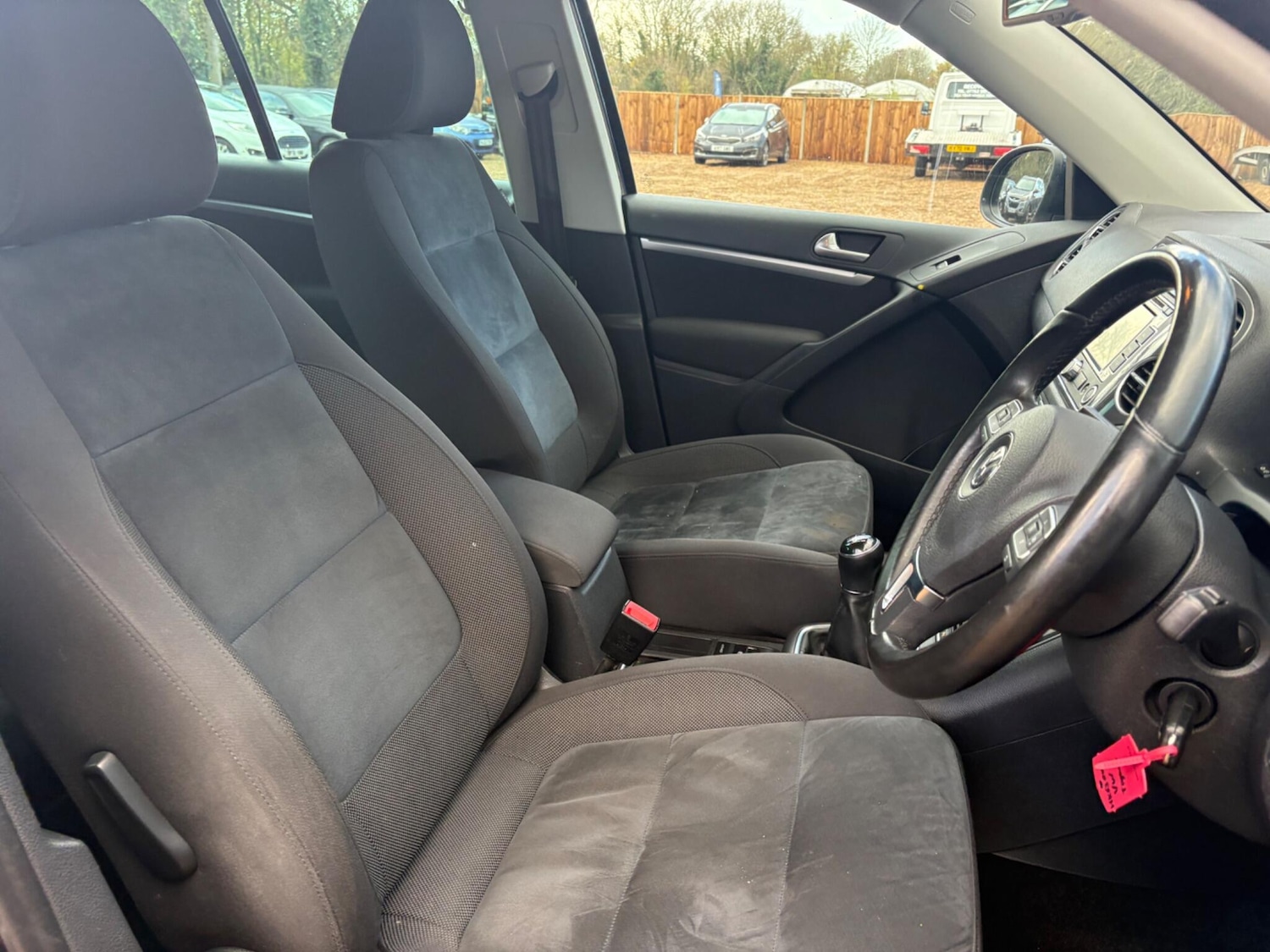 Used Volkswagen Tiguan 2014 for sale - 76701569: Photo 18