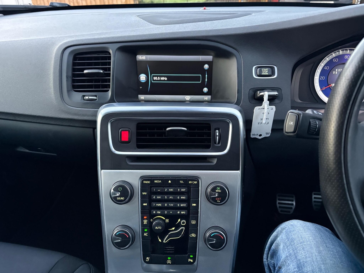 Used Volvo S60 2012 for sale - 76935896: Photo 19