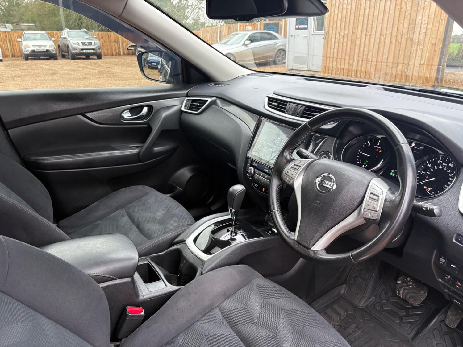 Used Nissan X-Trail 2016 for sale - 77550136: Photo 17