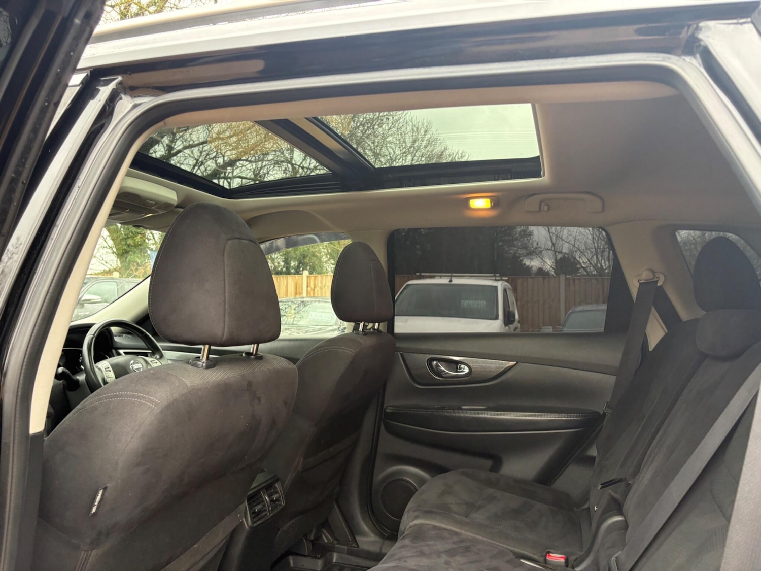 Used Nissan X-Trail 2016 for sale - 77550136: Photo 33