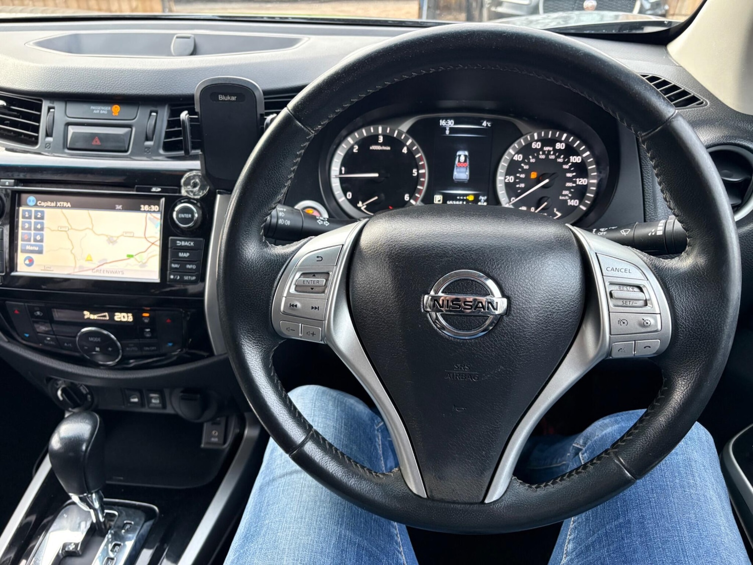 Used Nissan Navara 2018 for sale - 77585778: Photo 16