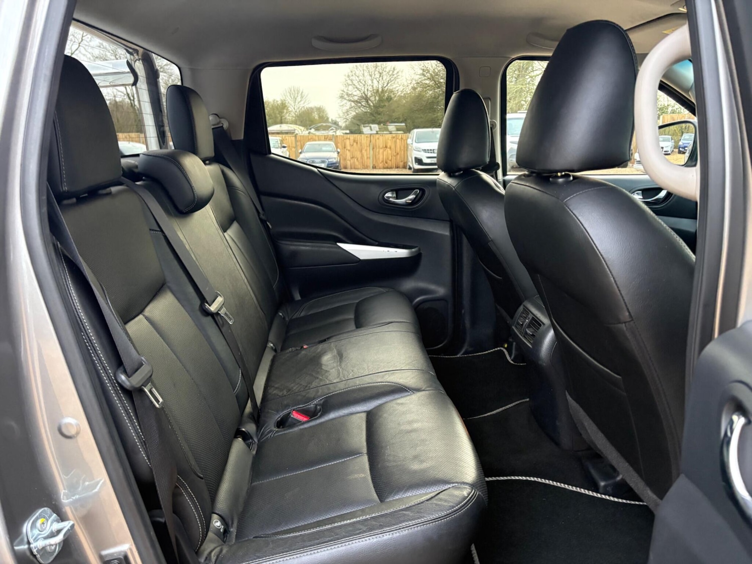 Used Nissan Navara 2018 for sale - 77585778: Photo 22