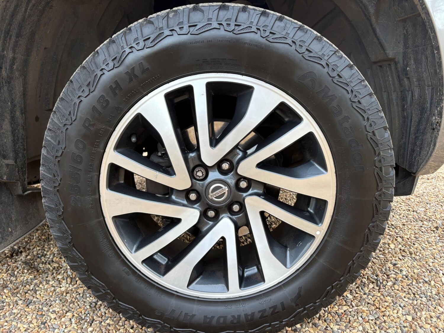 Used Nissan Navara 2018 for sale - 77585778: Photo 24