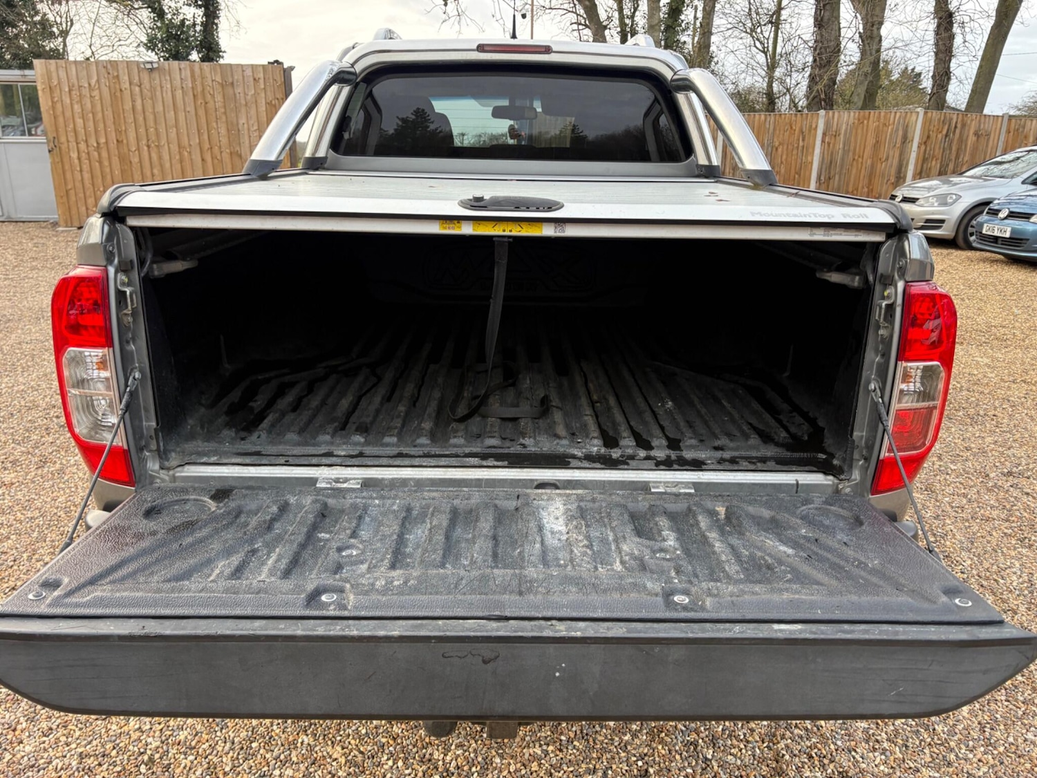 Used Nissan Navara 2018 for sale - 77585778: Photo 25