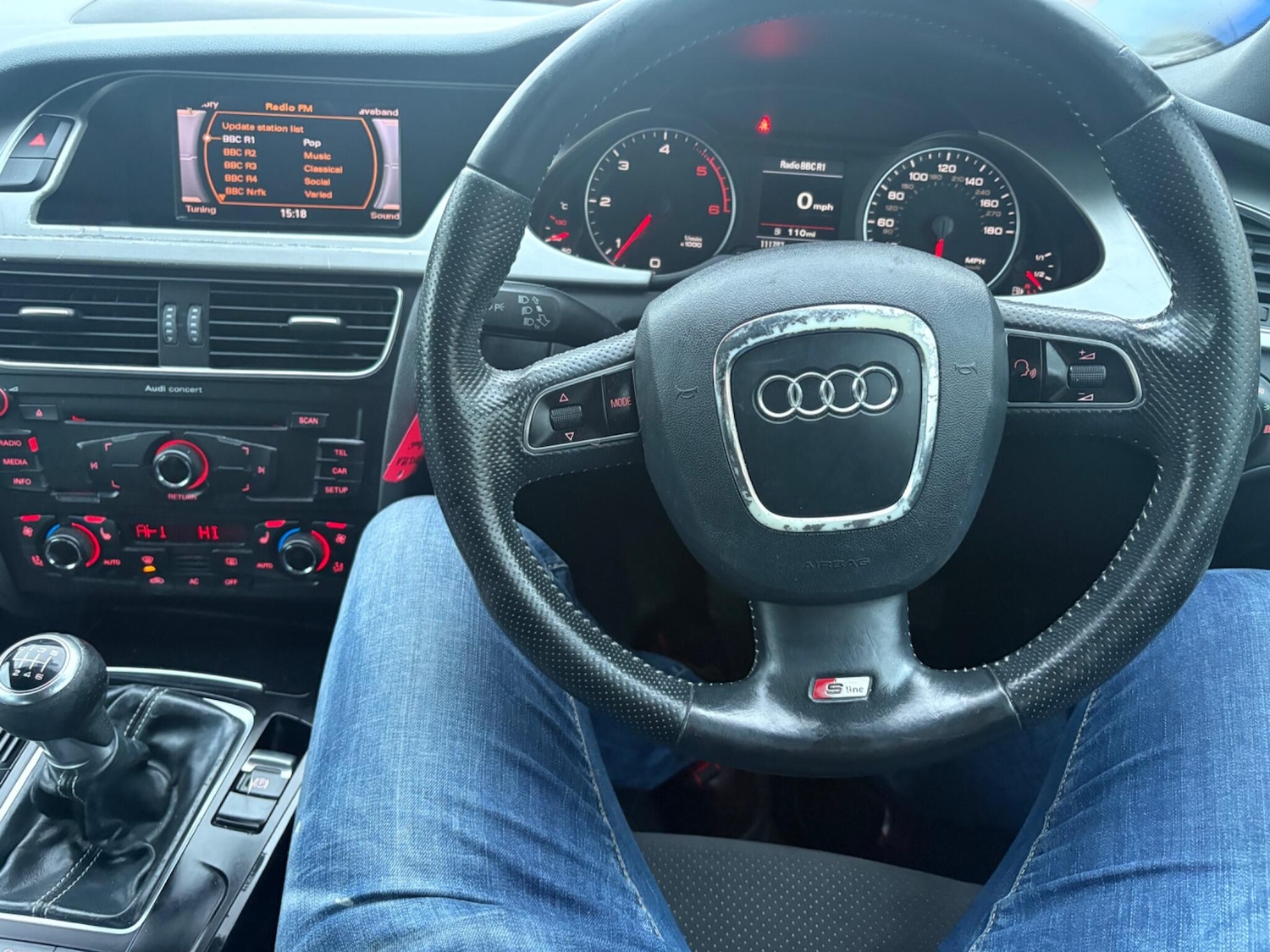 Used Audi A4 2012 for sale - 76952307: Photo 17