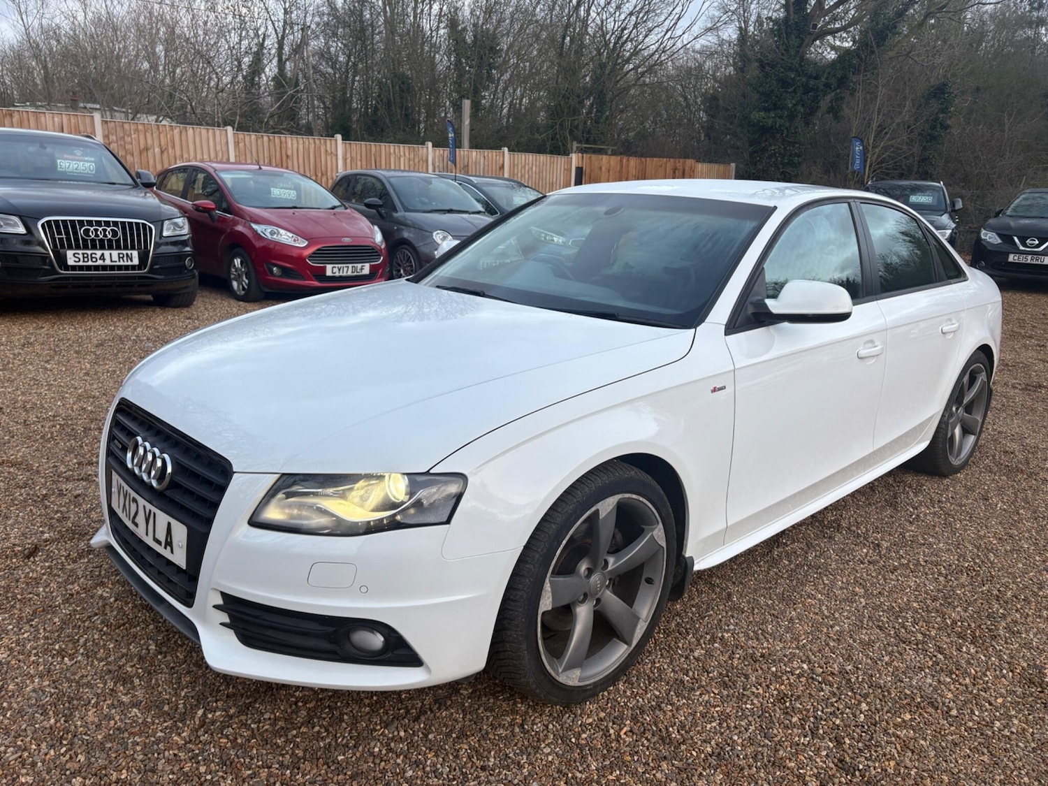Used Audi A4 2012 for sale - 76952307: Photo 2