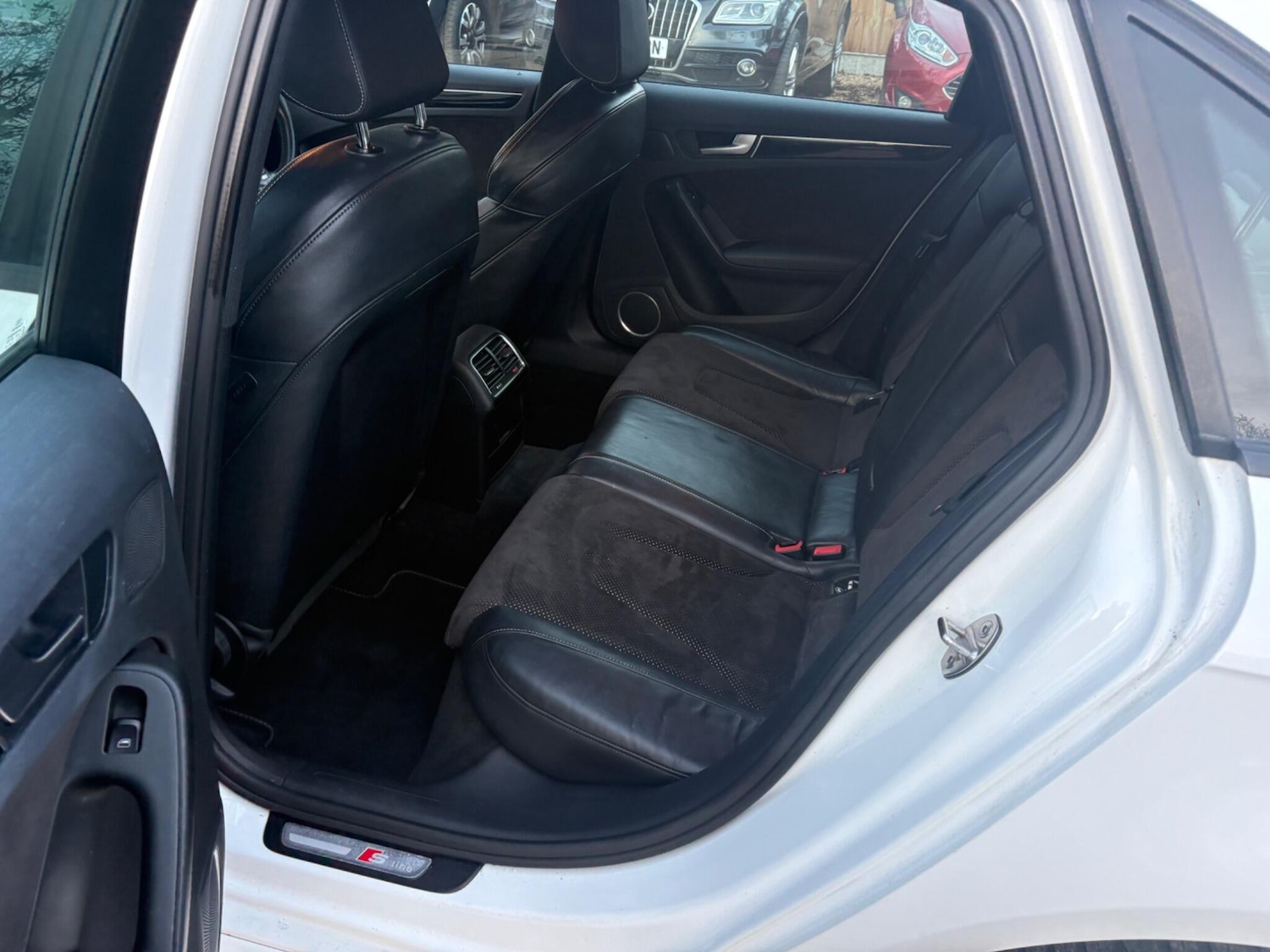 Used Audi A4 2012 for sale - 76952307: Photo 28