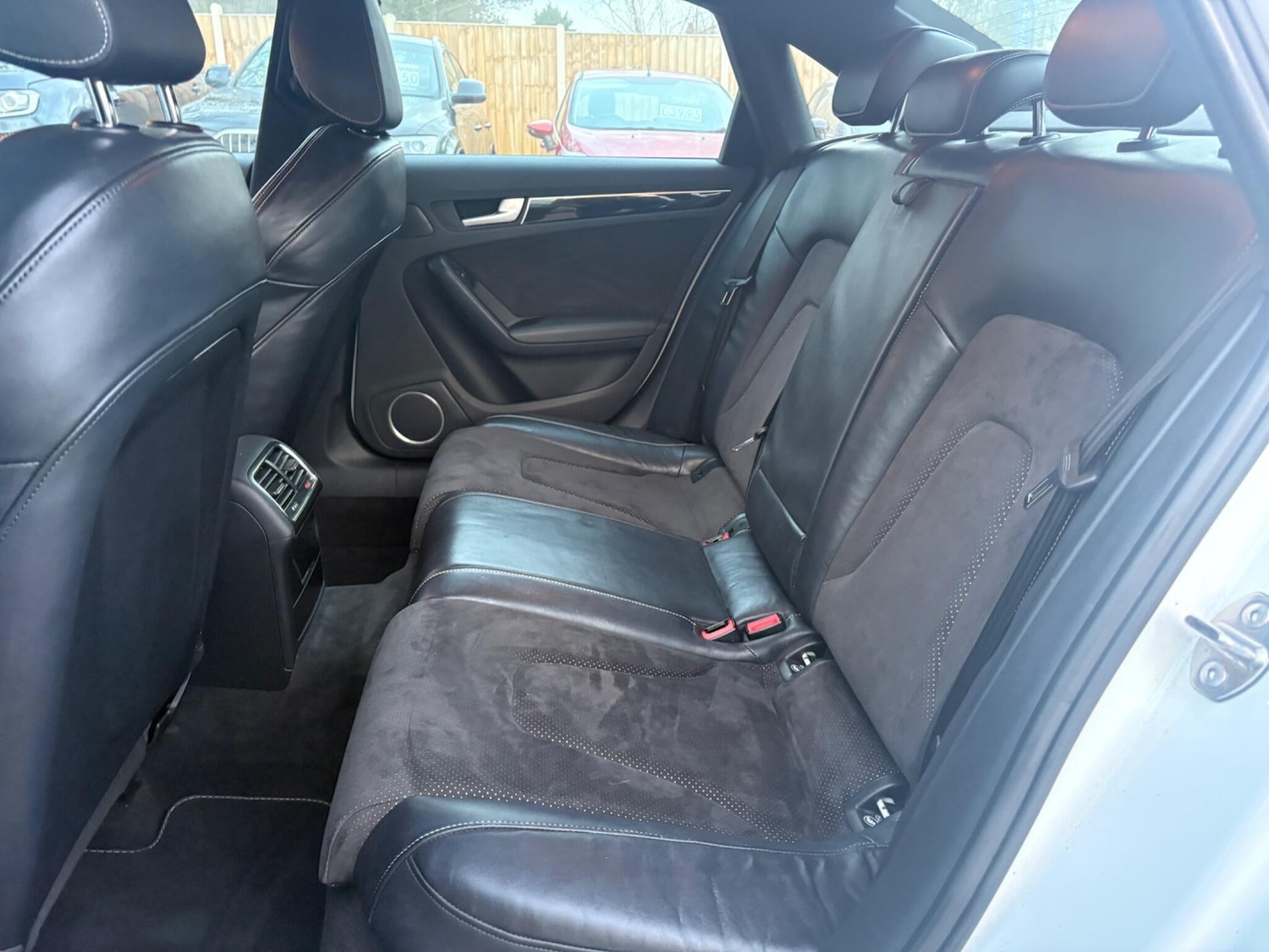 Used Audi A4 2012 for sale - 76952307: Photo 29